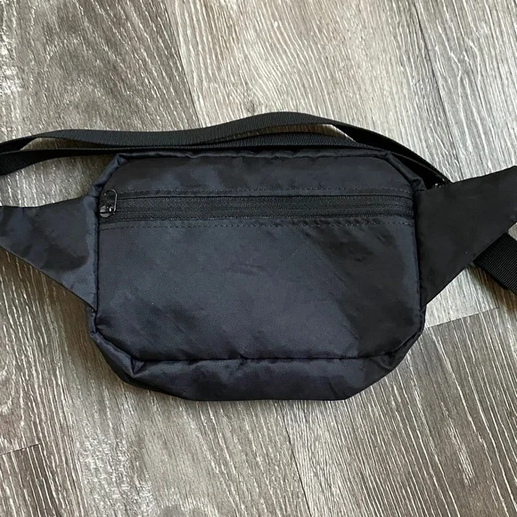 Flowfold Explorer Fanny Pack - Picture 2 of 15
